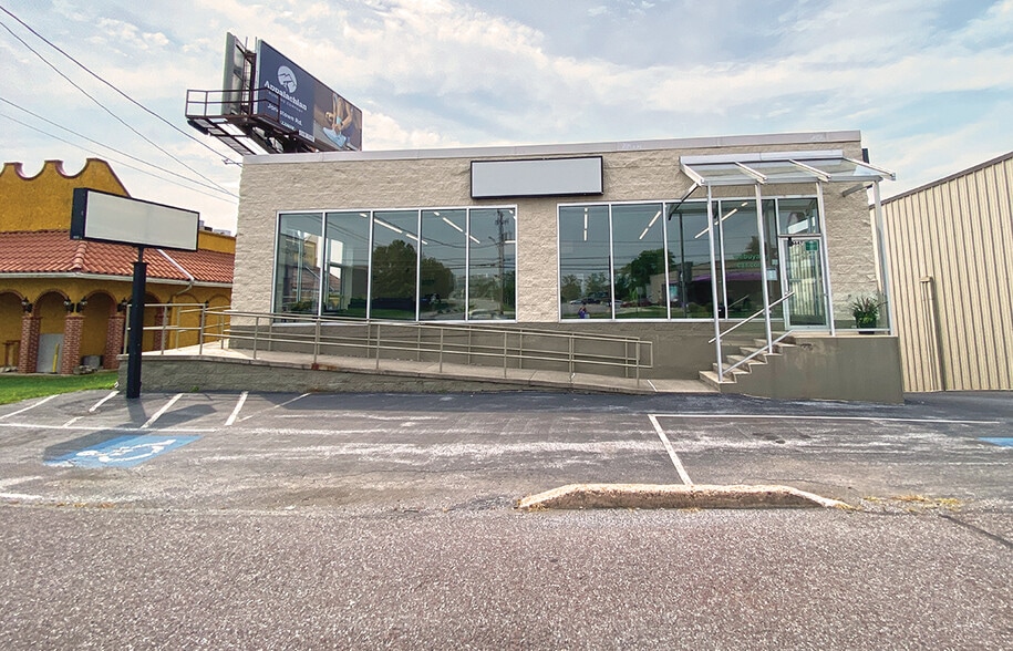 Primary Photo Of 4647 Jonestown Rd, Harrisburg Freestanding For Lease