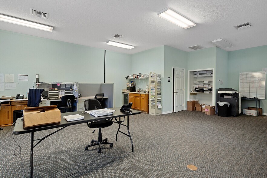 More Photos Of 2231 W Highway 44, Inverness Medical For Sale