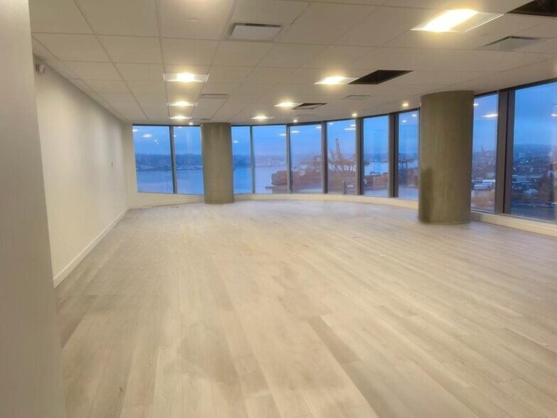 More Photos Of 320 Granville St, Vancouver Office For Sale