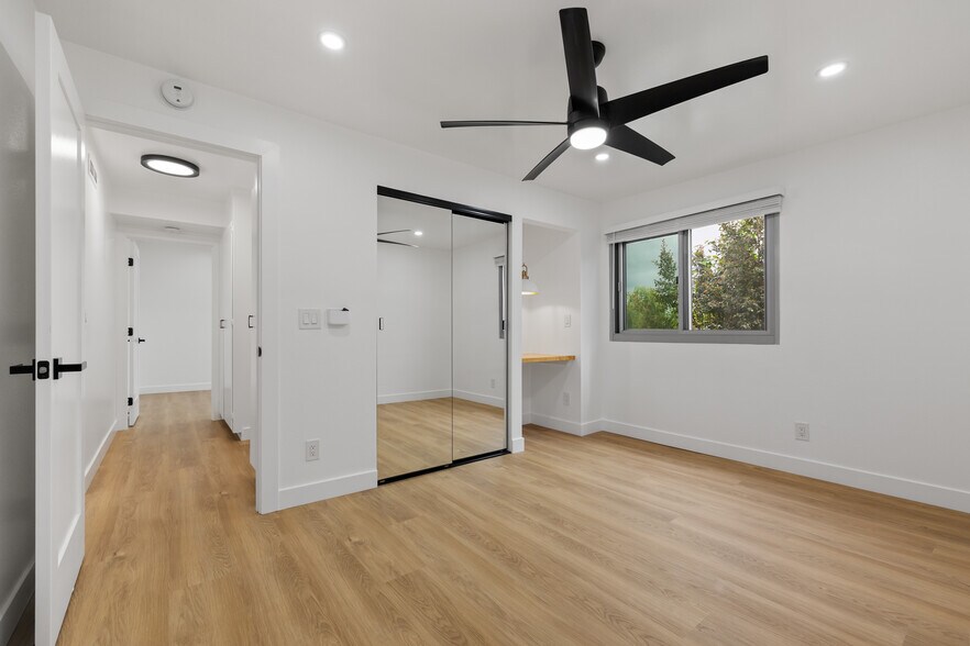 More Photos Of 2715 A St, San Diego Apartments For Sale