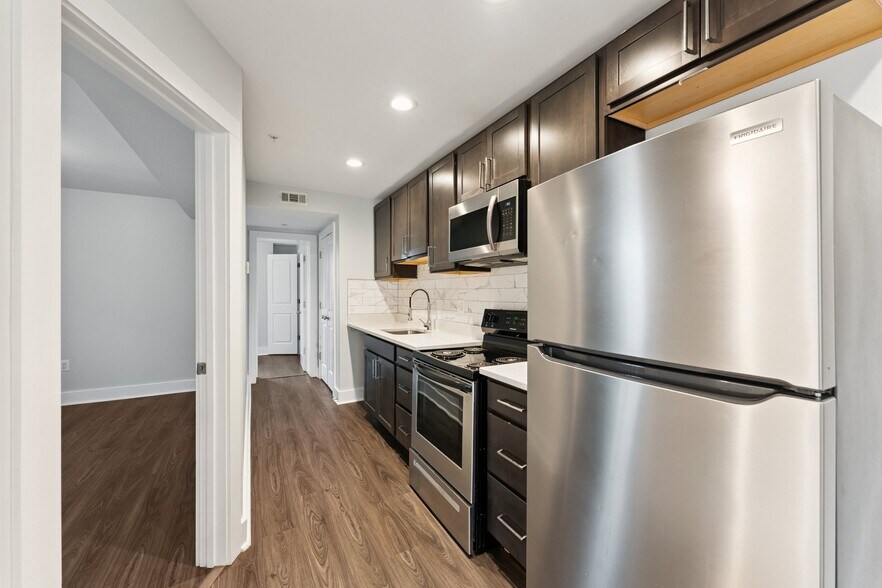 More Photos Of 2822 28th St SE, Washington Apartments For Sale