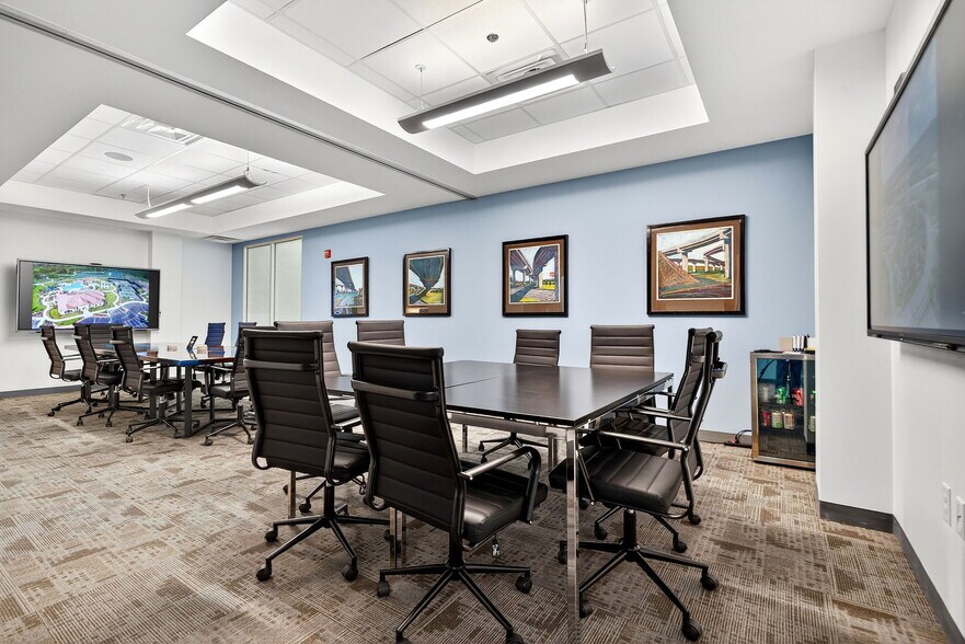 More Photos Of 3600 W Parmer Ln, Austin Office For Sale