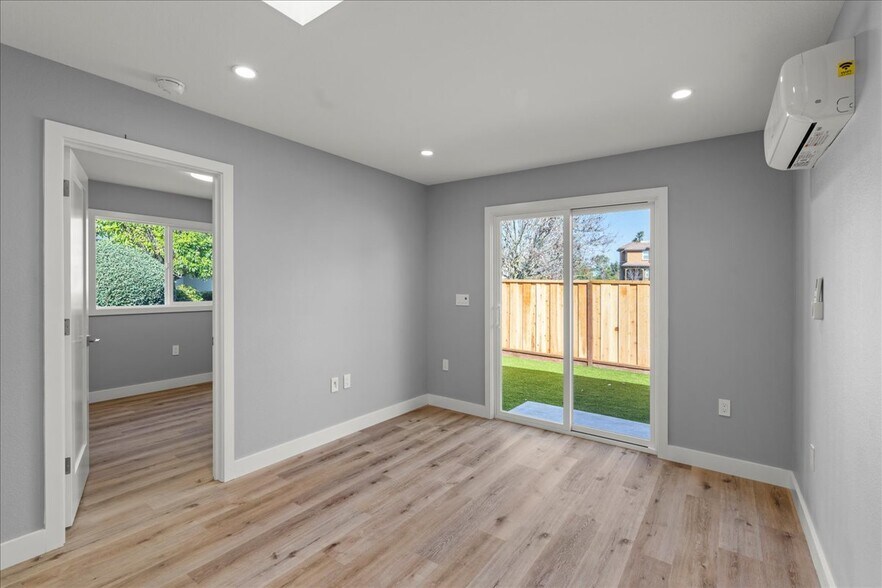 More Photos Of 620 Alamo Ct, Mountain View Apartments For Sale