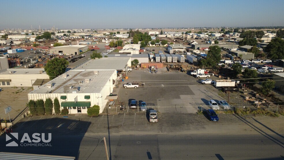 More Photos Of 2901 Gibson St, Bakersfield Warehouse For Lease