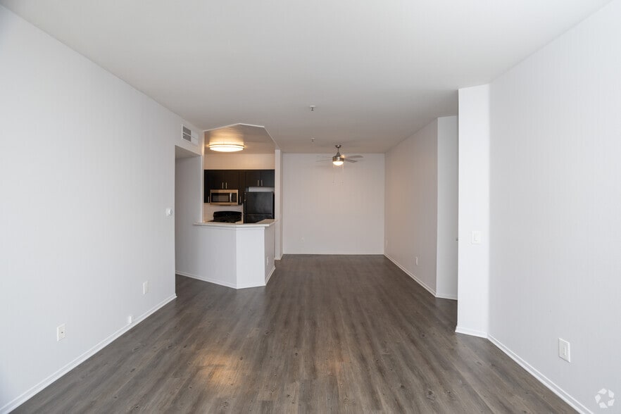 More Photos Of 1443 N Fuller Ave, Los Angeles Apartments For Sale
