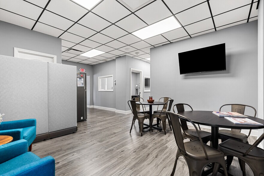 More Photos Of 205 River St, Haverhill Warehouse For Sale
