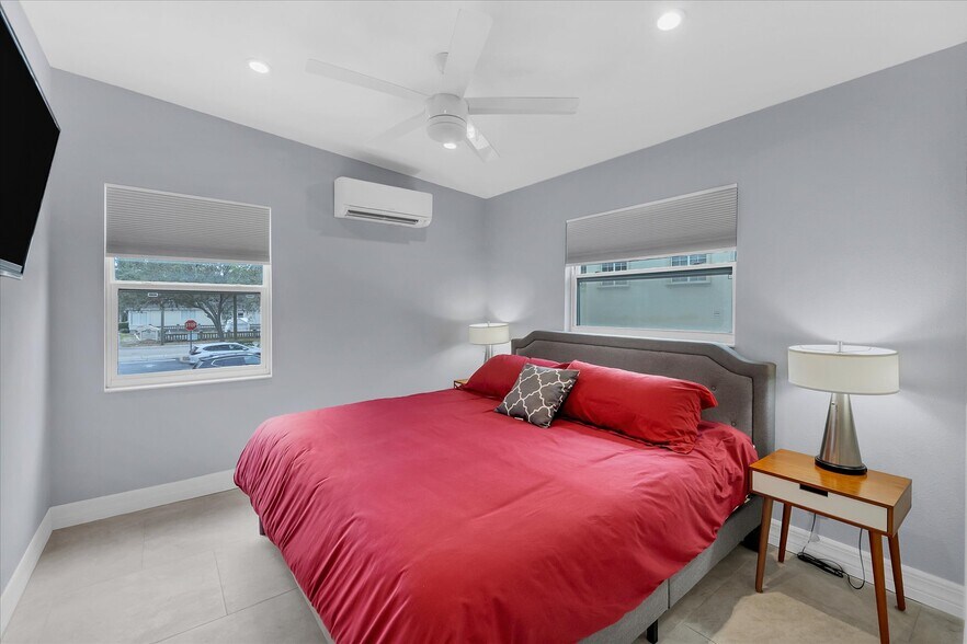 More Photos Of 1236 13th St, Sarasota Apartments For Sale