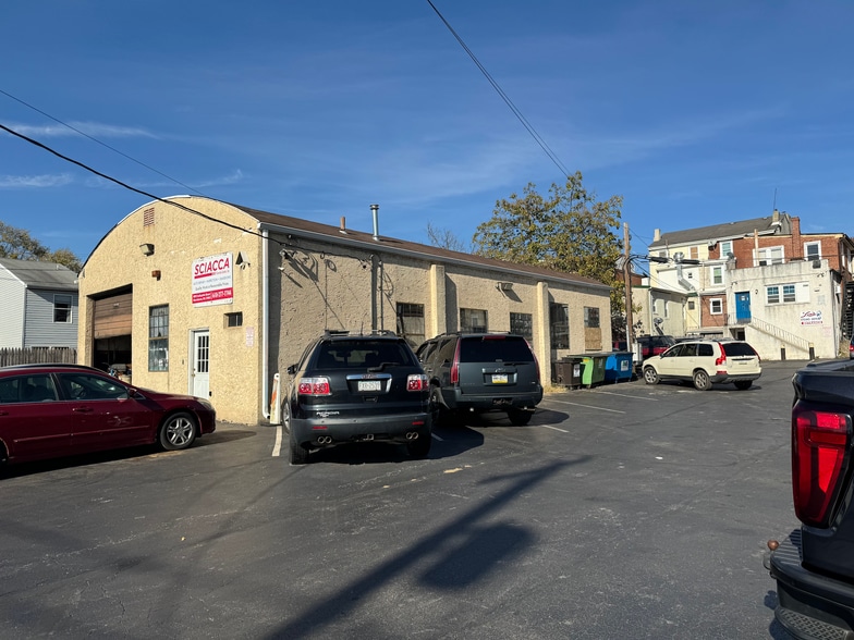 More Photos Of 409 E Lafayette St, Norristown Auto Repair For Sale