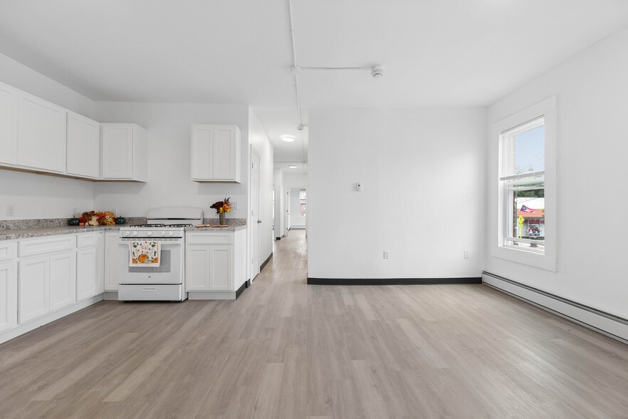 More Photos Of 648-658 Park St, Hartford Apartments For Sale