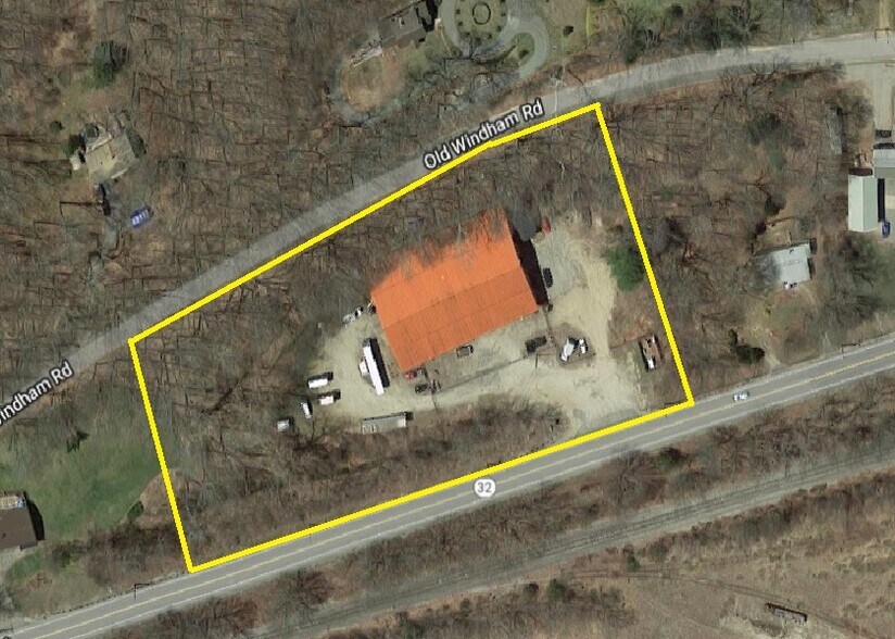 More Photos Of 909 Windham Rd, South Windham Warehouse For Sale