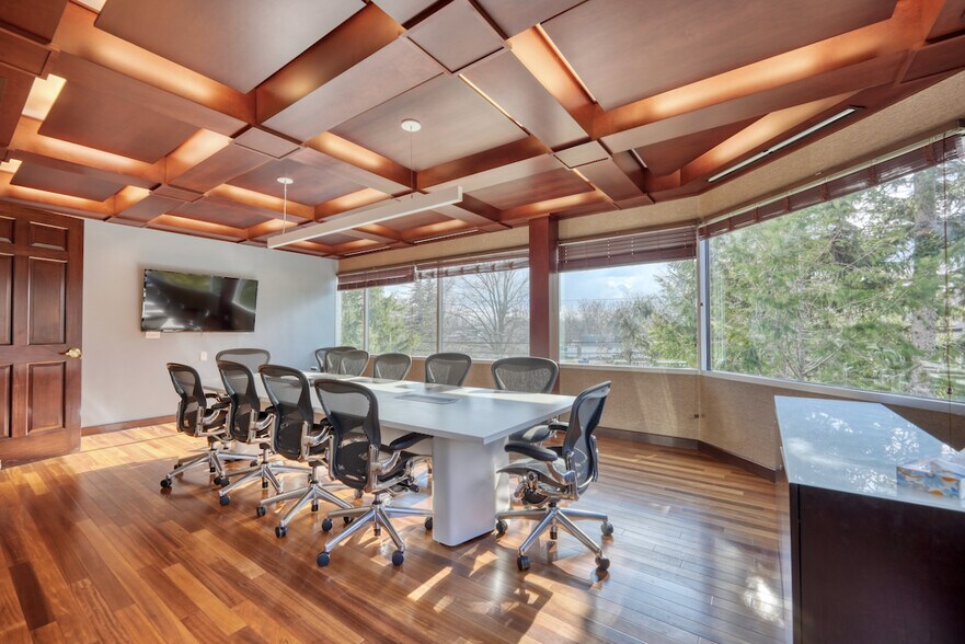 More Photos Of 1 John James Audubon Pky, Amherst Medical For Sale