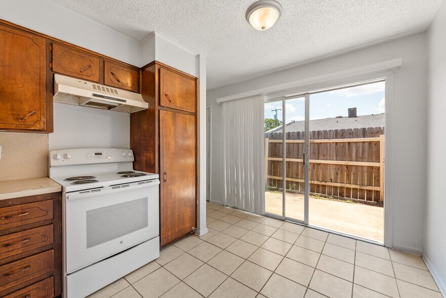 More Photos Of 2314 Andover Dr, Killeen Apartments For Sale