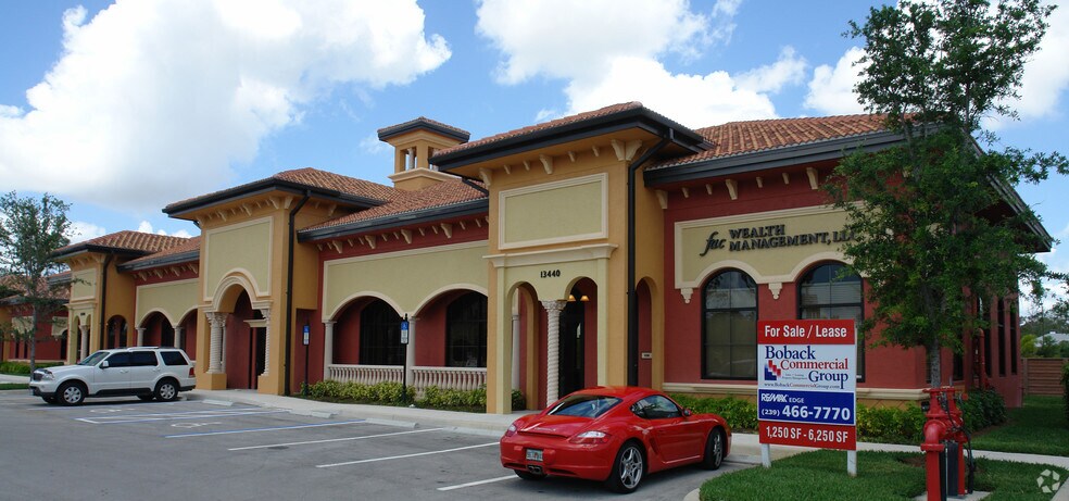 More Photos Of 13440 Parker Commons Blvd, Fort Myers Coworking Space