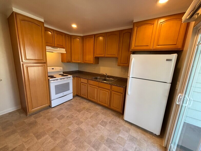 More Photos Of 3691 Cape Cod Ct, San Jose Apartments For Sale