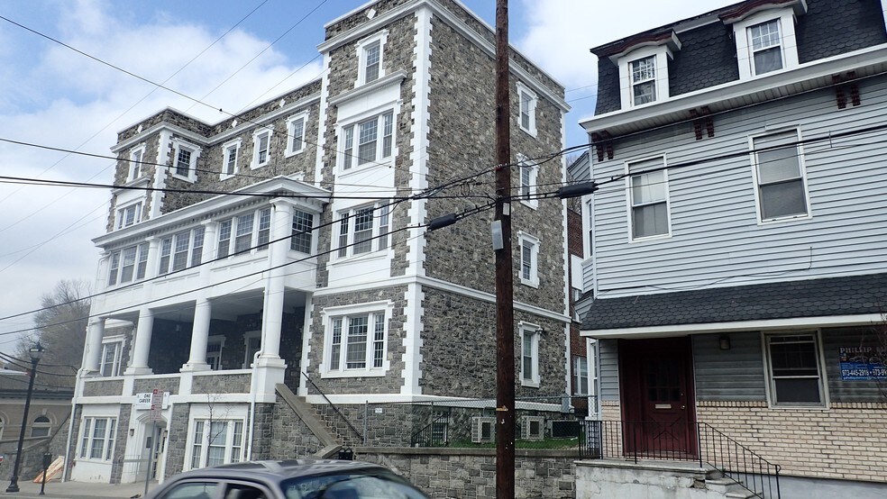 More Photos Of 75 S Main St, Phillipsburg Office For Lease