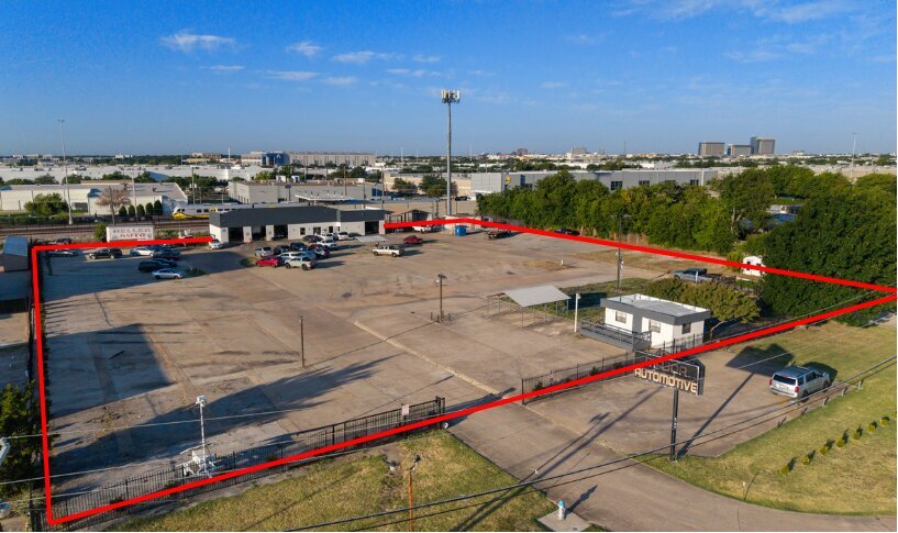 Primary Photo Of 3104 S Rigsbee Dr, Plano Service For Lease