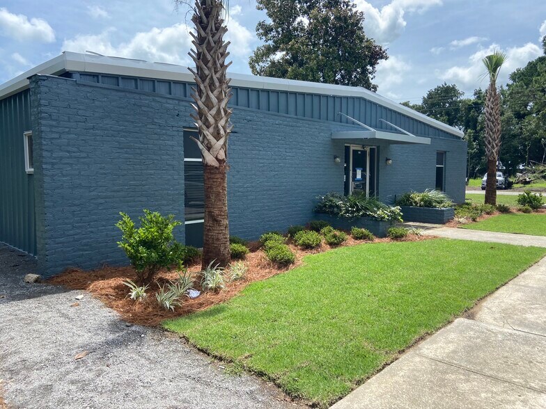 More Photos Of 3609 River Rd, Johns Island Flex For Lease