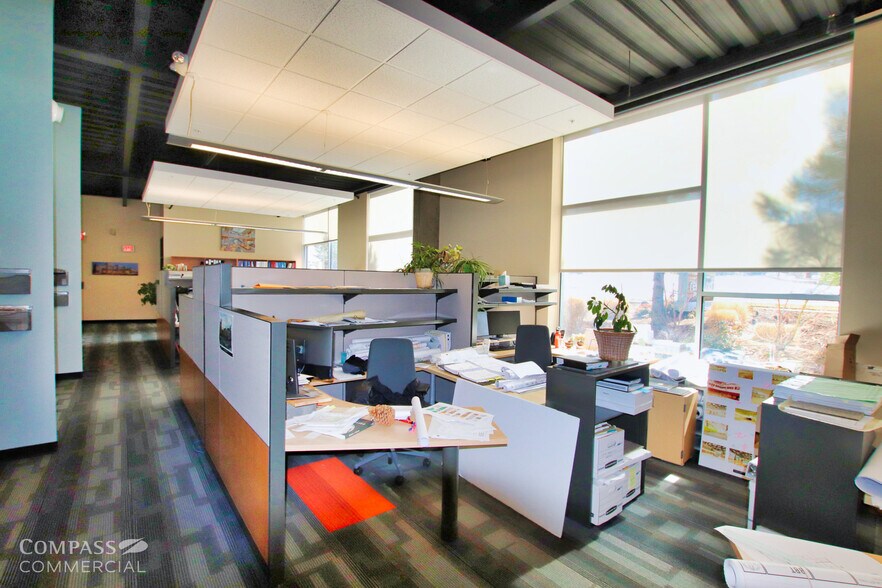 More Photos Of 1160 SW Simpson Ave, Bend Office For Lease
