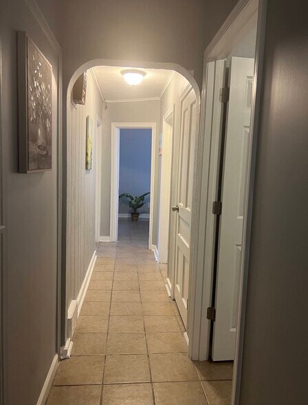 More Photos Of 1002 Preston Dr, North Versailles Freestanding For Lease