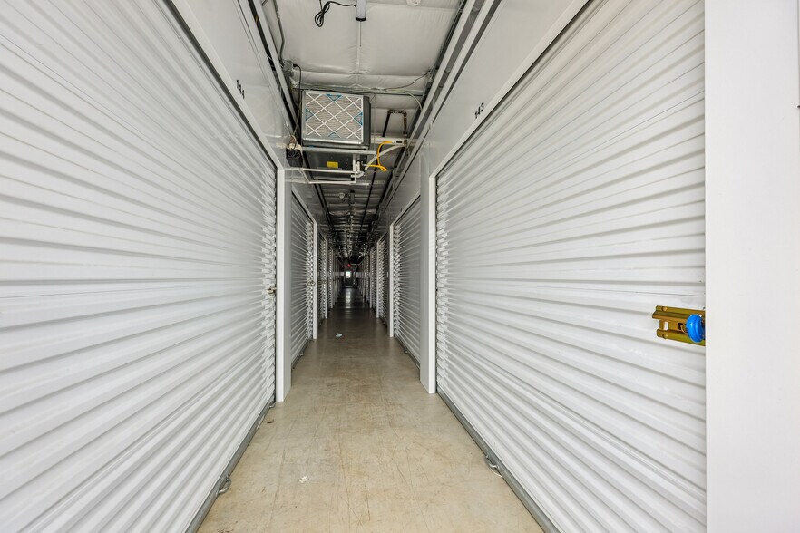 More Photos Of 730 S 29th St, Fort Dodge Self Storage For Sale