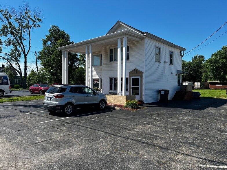Primary Photo Of 531 Old State Route 74, Cincinnati General Retail For Sale