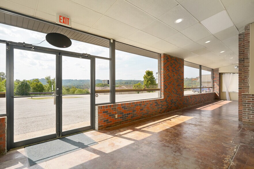 More Photos Of 11966 State Hwy 13, Kimberling City General Retail For Sale