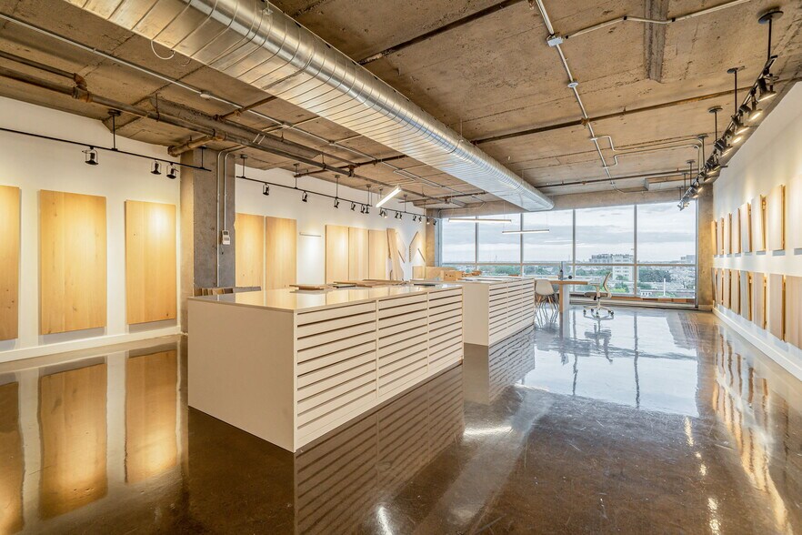 More Photos Of 3737 Boul Cremazie E, Montréal Office For Lease
