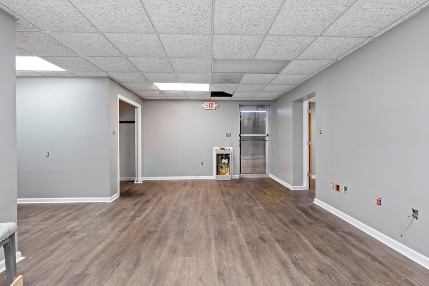 More Photos Of 101 Railroad Ave, Carnegie Warehouse For Sale