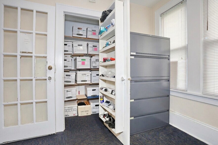 More Photos Of 22 S Madison Ave, Spring Valley Office For Sale