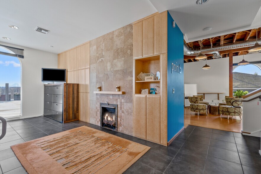 More Photos Of 4540 SW Kelly Ave, Portland Office For Sale