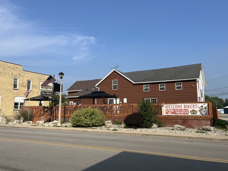 Primary Photo Of 165 Main St, Sullivan Restaurant For Sale