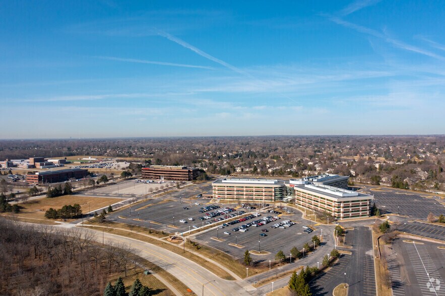 More Photos Of 5151 Corporate Dr, Troy Office For Sale