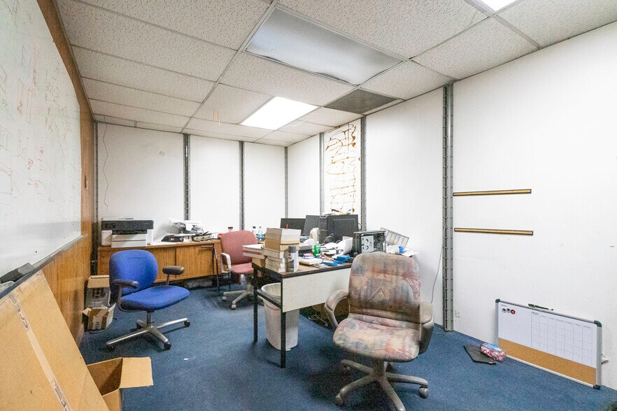 More Photos Of 105-205 Silo Ln, Lavonia Manufacturing For Sale