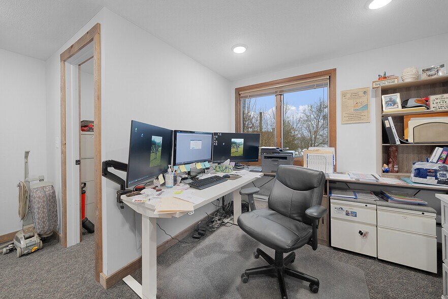 More Photos Of 491 Arlington Rd, Middleville Office For Sale