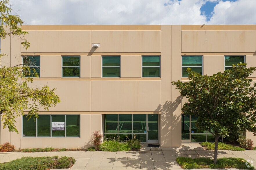 More Photos Of 15823 W Monte St, Sylmar Warehouse For Sale