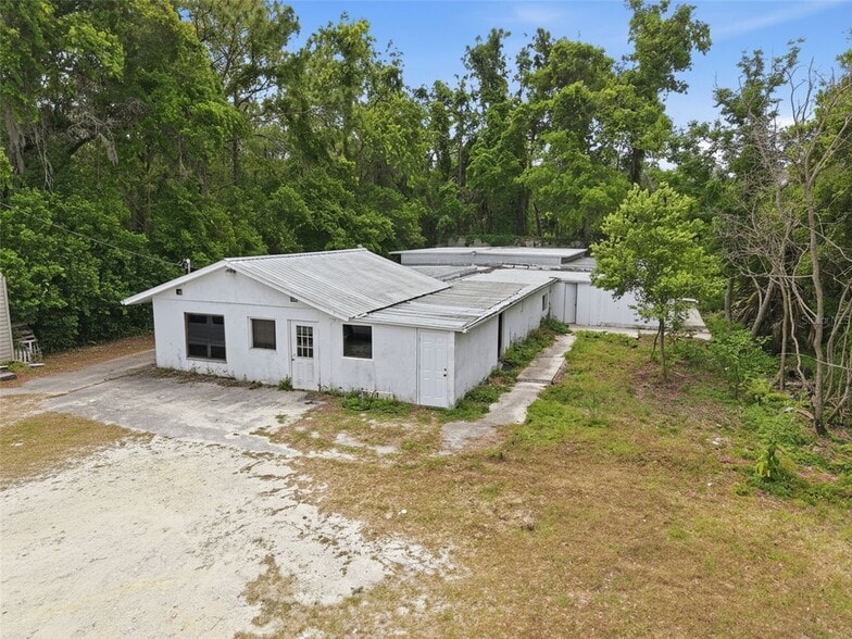 More Photos Of 15520 Cortez Blvd, Brooksville Flex For Sale