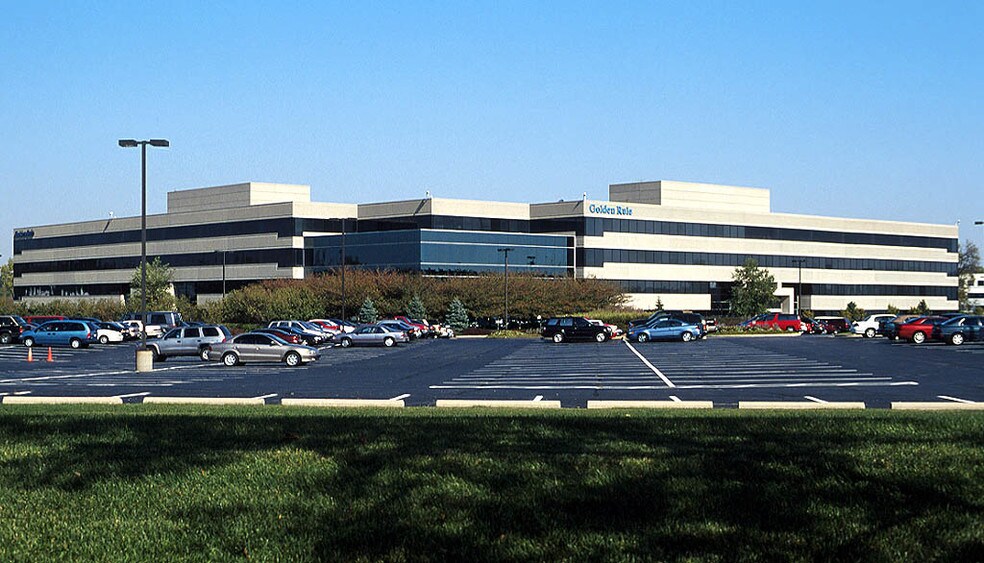 More Photos Of 7440 Woodland Dr, Indianapolis Medical For Lease