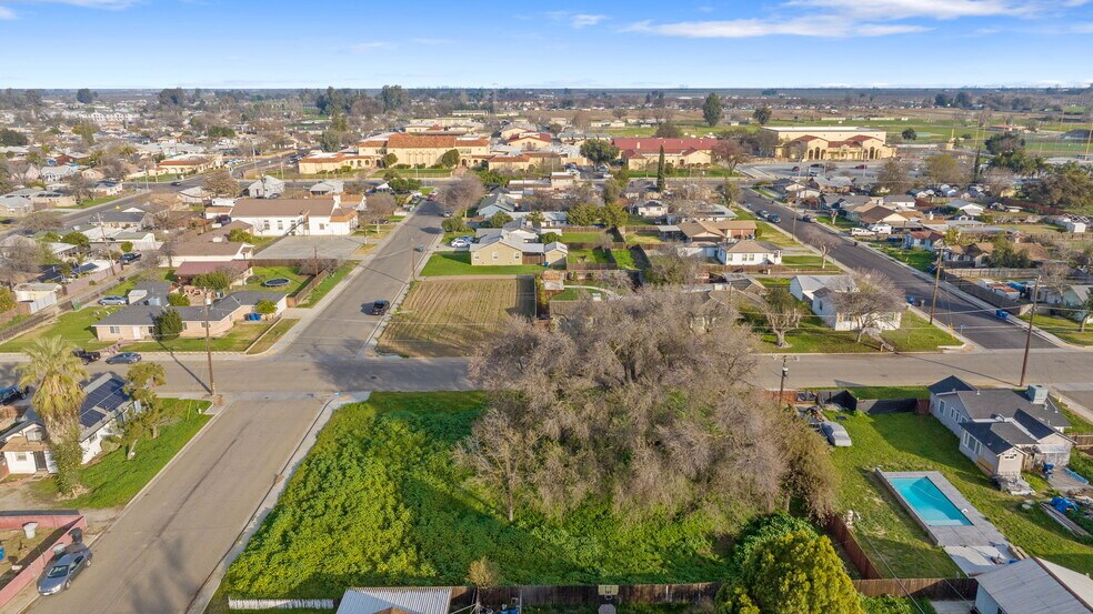 More Photos Of 109 Hamlet St, Lemoore Land For Sale