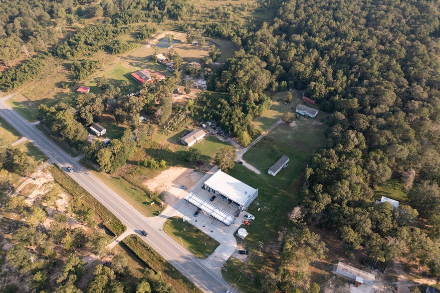 More Photos Of 18274 FM 2090 Rd, Conroe General Retail For Sale