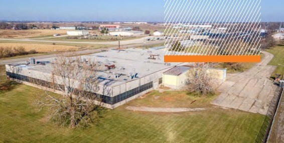 More Photos Of 1900 Pleasant St, Dekalb Manufacturing For Lease