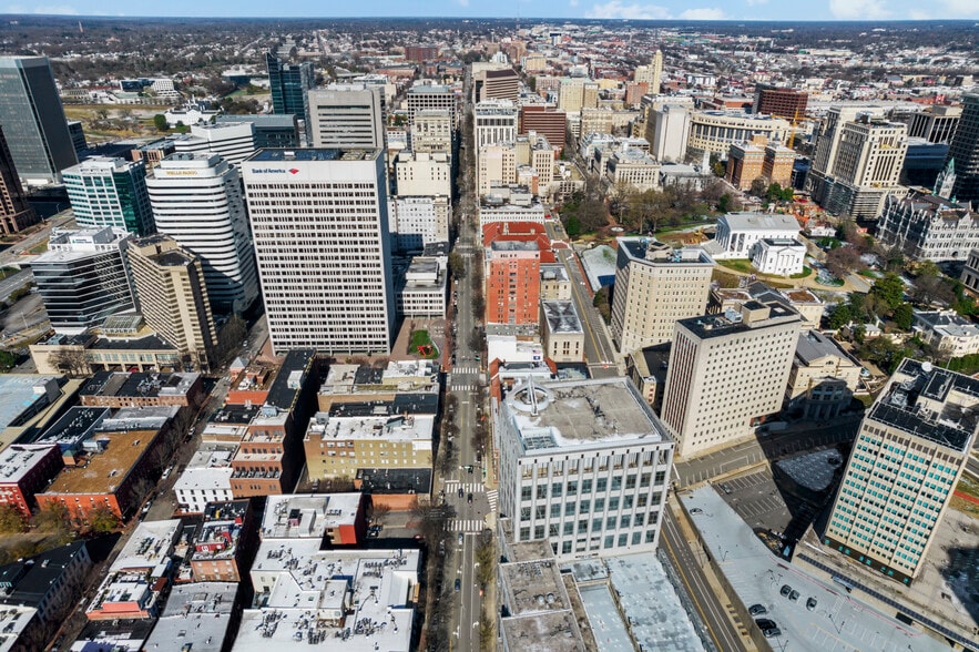 More Photos Of 1217-1219 E Main St, Richmond Storefront For Sale