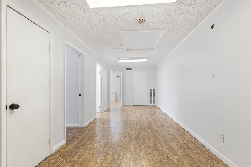 More Photos Of 1453 Pennsylvania Ave SE, Washington Storefront Retail Office For Lease