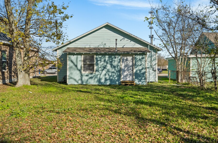 More Photos Of , Texas City Unknown For Sale