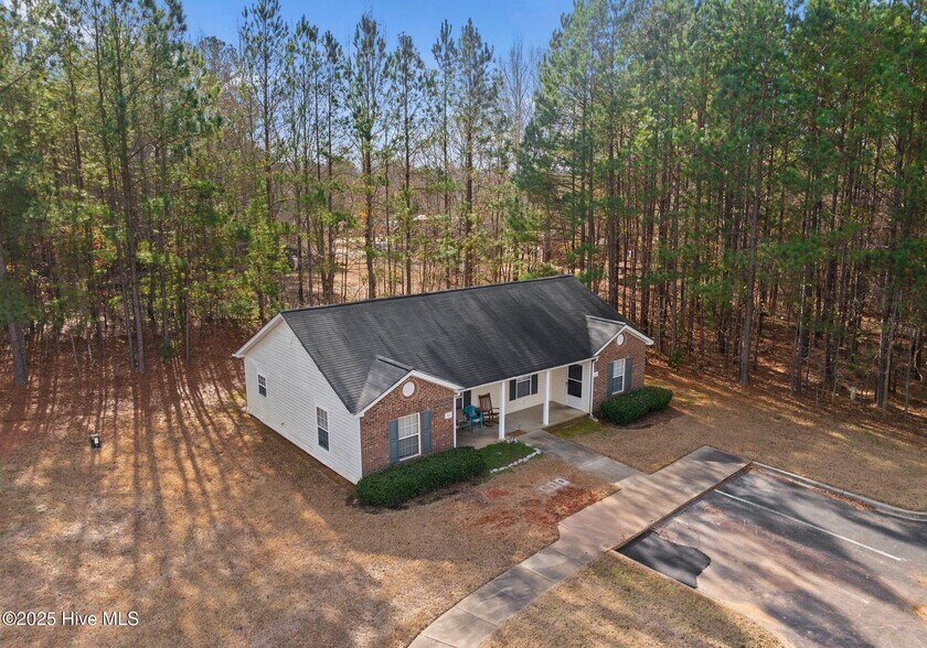 More Photos Of 202 Laurel Ave, Wadesboro Apartments For Sale