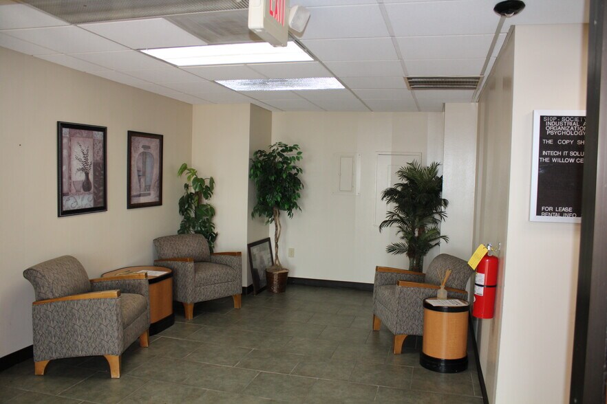 More Photos Of 440 E Poe Rd, Bowling Green Office For Lease