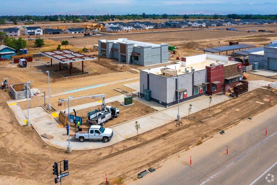 More Photos Of 3426 N Dinuba Blvd, Visalia Service Station For Sale