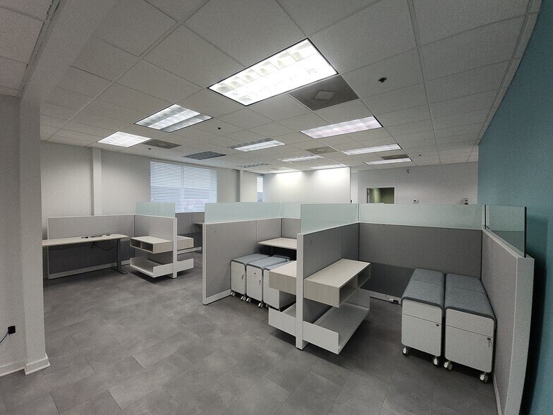 More Photos Of 333 1st St N, Jacksonville Beach Office For Lease