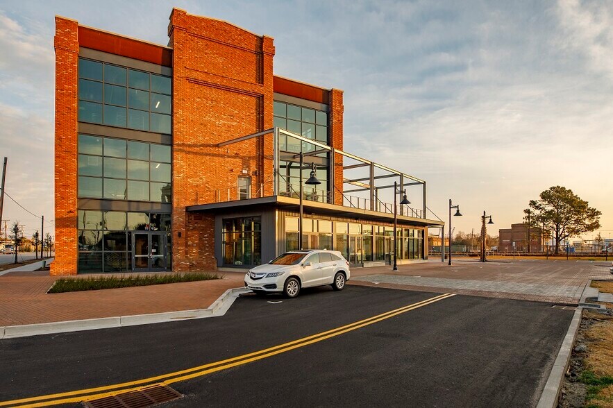 More Photos Of 1640 Meeting Street Rd, Charleston Office For Lease