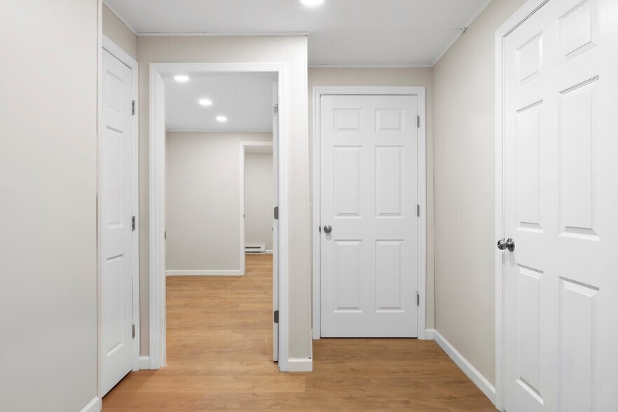 More Photos Of 205 Delaware Ave, Delmar Loft Creative Space For Lease