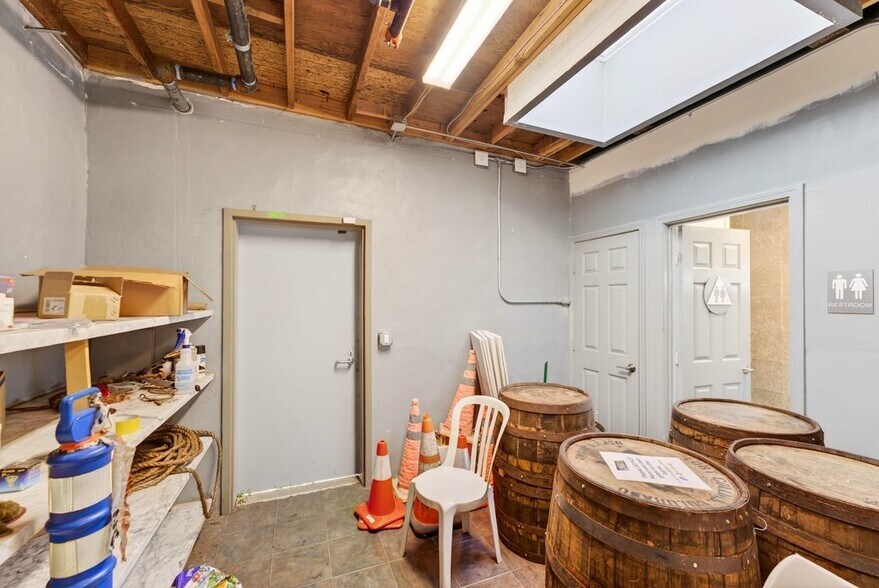 More Photos Of 625 Main St, Watsonville Freestanding For Sale